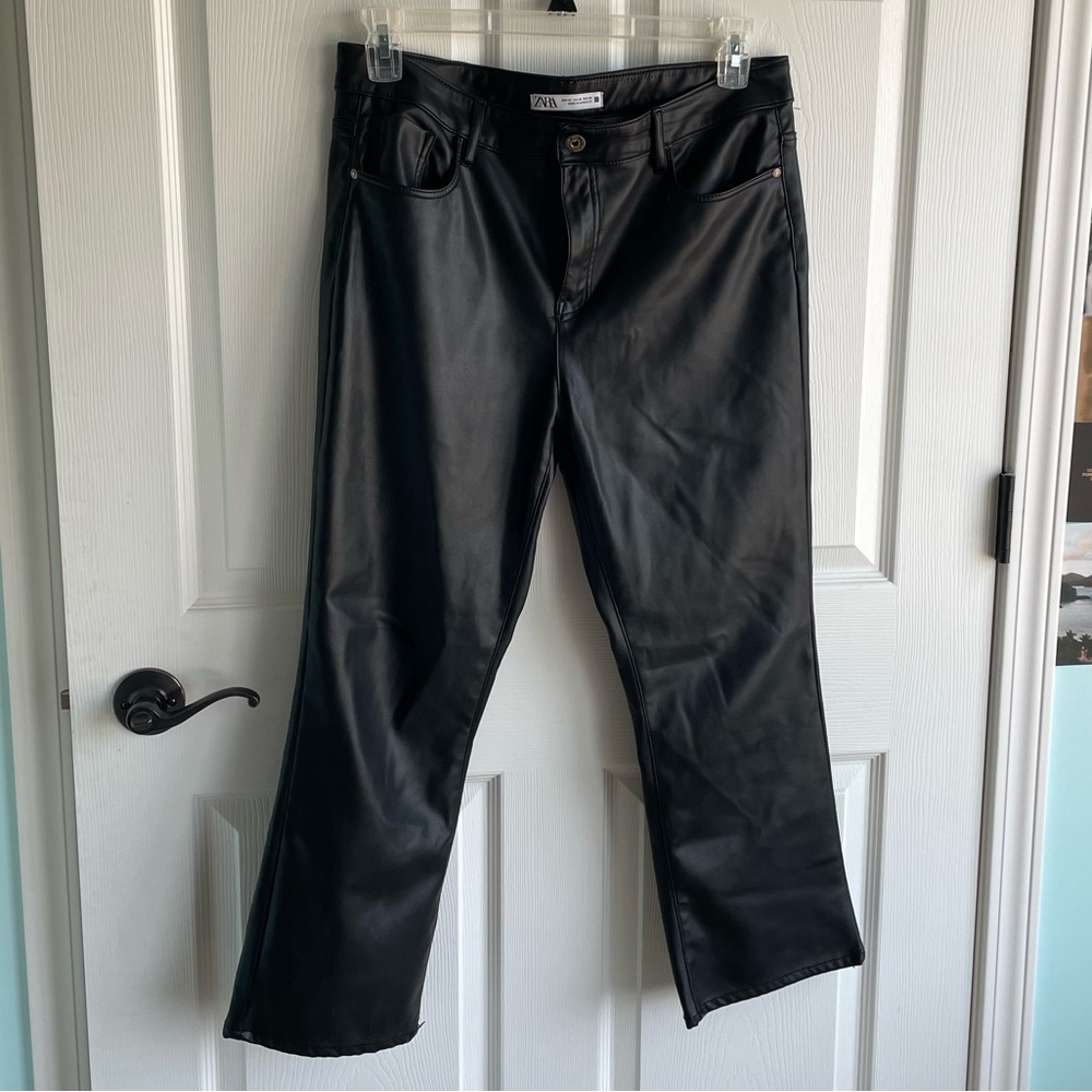 Zara Black Fuax Leather Straight Leg Pants EUC